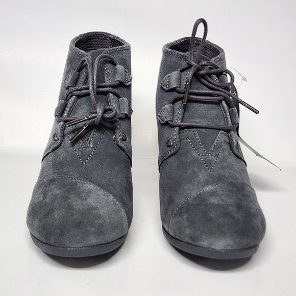 NEW TOMS Suede Wedge Booties size 9.5 - Picture 5 of 10